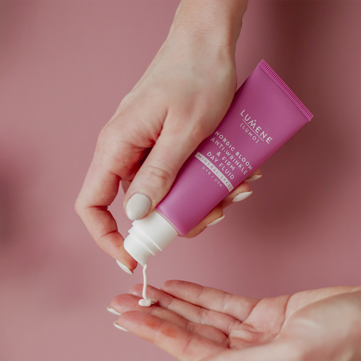 Kırışıklık Karşıtı & Sıkılaştırıcı Gündüz Bakım Kremi SPF30 50 ML -Anti-Wrinkle & Firm Day Fluid Mineral